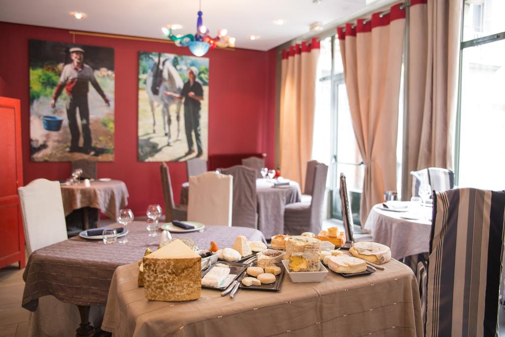 Hotel Et Restaurant Le Regina Le Puy-en-Velay Exteriér fotografie